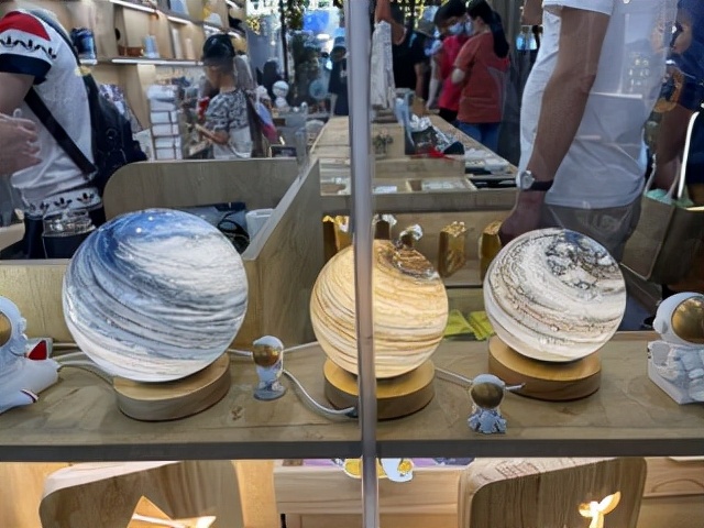 昆明一座让人流连忘返的城市,被低估的旅游城市昆明