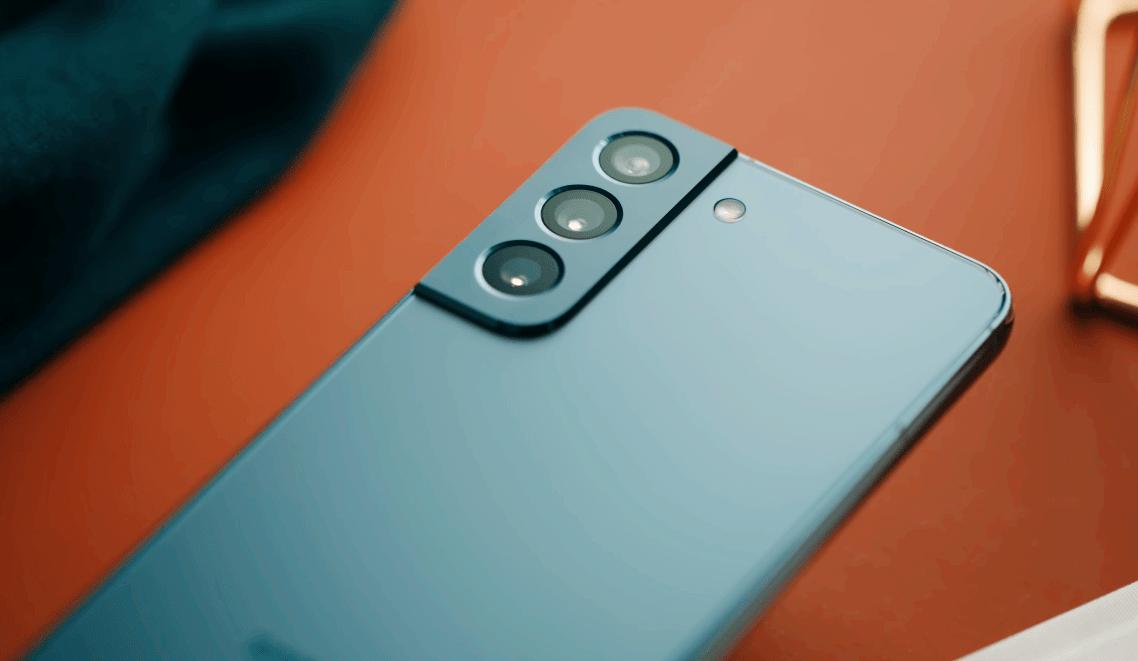 高端旗舰参数对比,旗舰跟入门版差多少钱