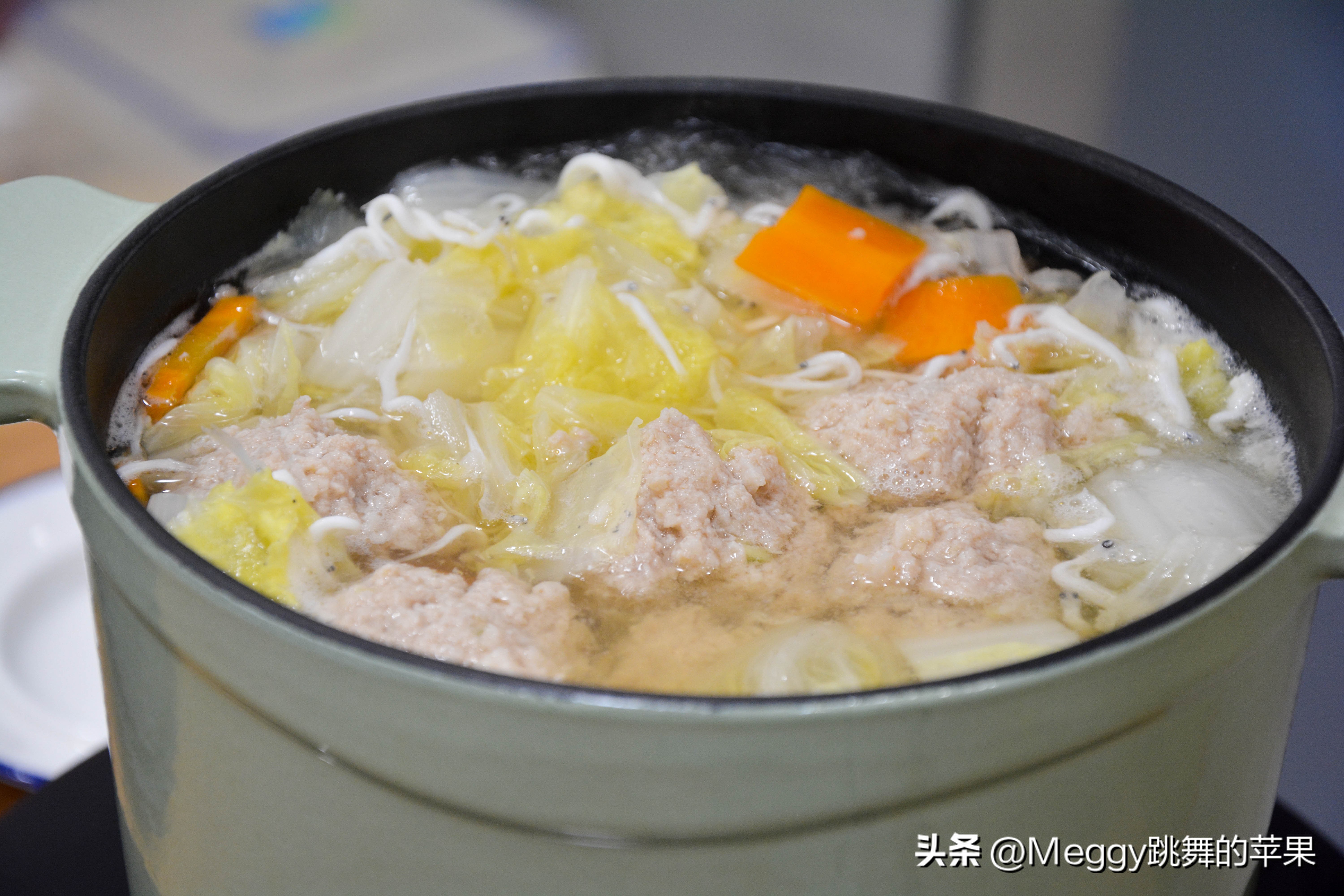 立冬常喝这碗汤滋补暖身又养胃,立冬后多喝这道汤汤鲜味美身体好