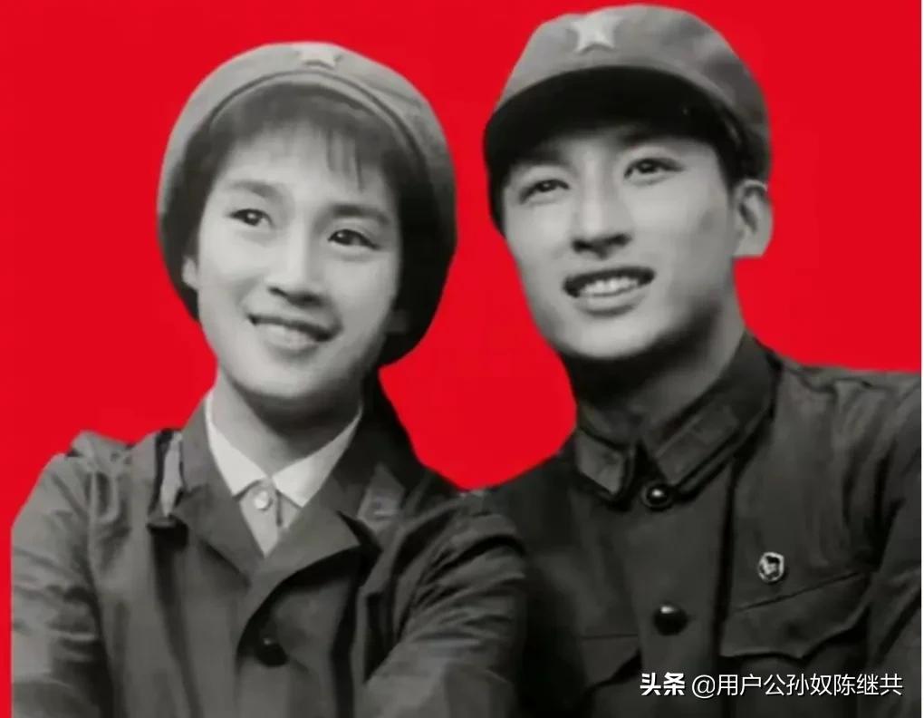 六五军装战友照片,真正六五式军装照片