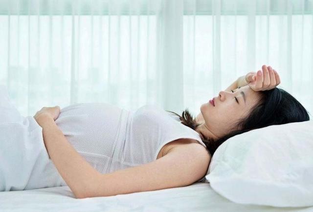 怀孕后前几个月是危险期,孕妇怀孕初期老公应该做什么