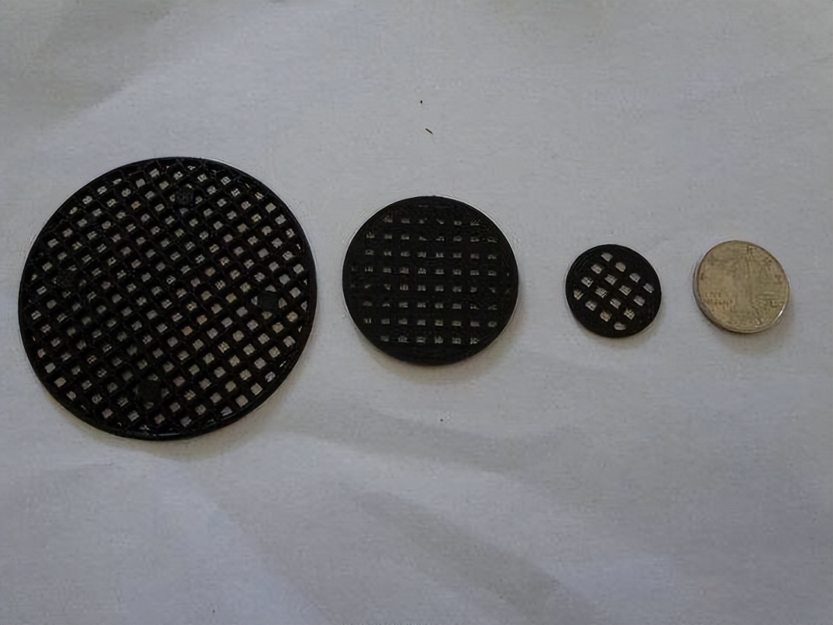 养花缺氮肥怎么办,养花收空盆