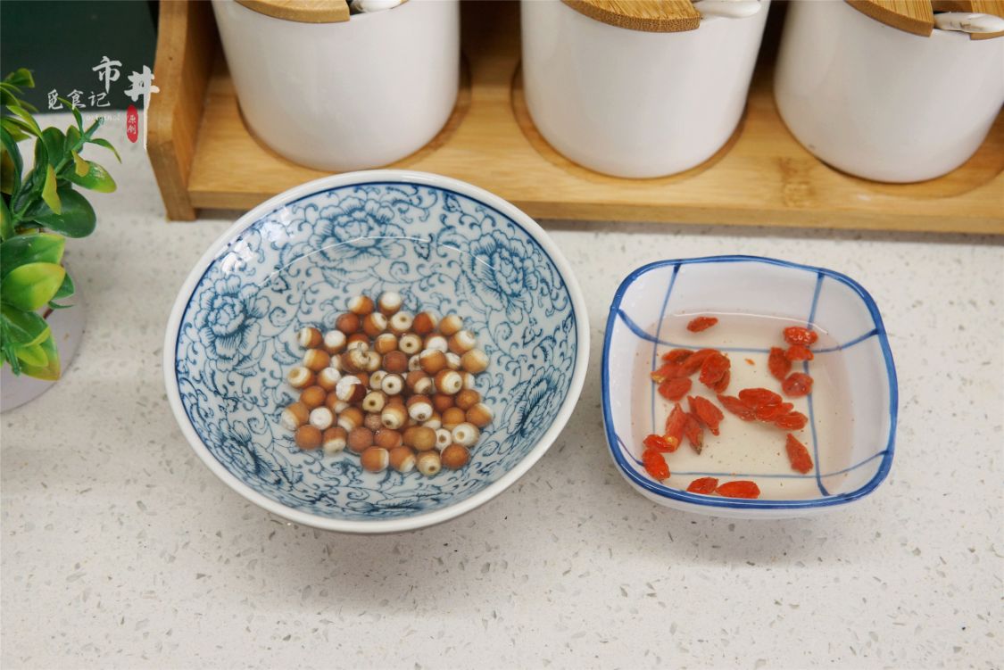 春天天气干燥煲什么汤可以滋润,冬天滋润营养又去燥的5道汤