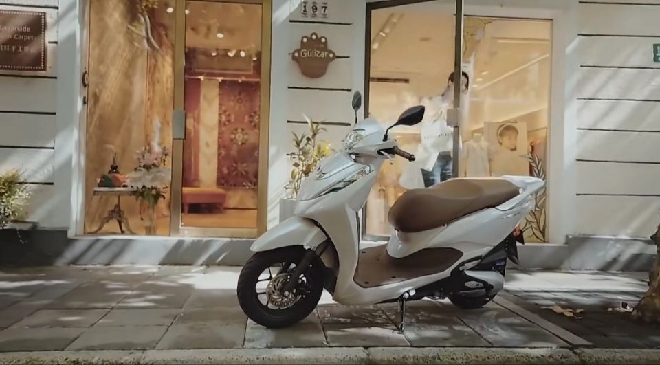 经济耐用选弯梁车还是踏板车,弯梁车和踏板车哪个体验好