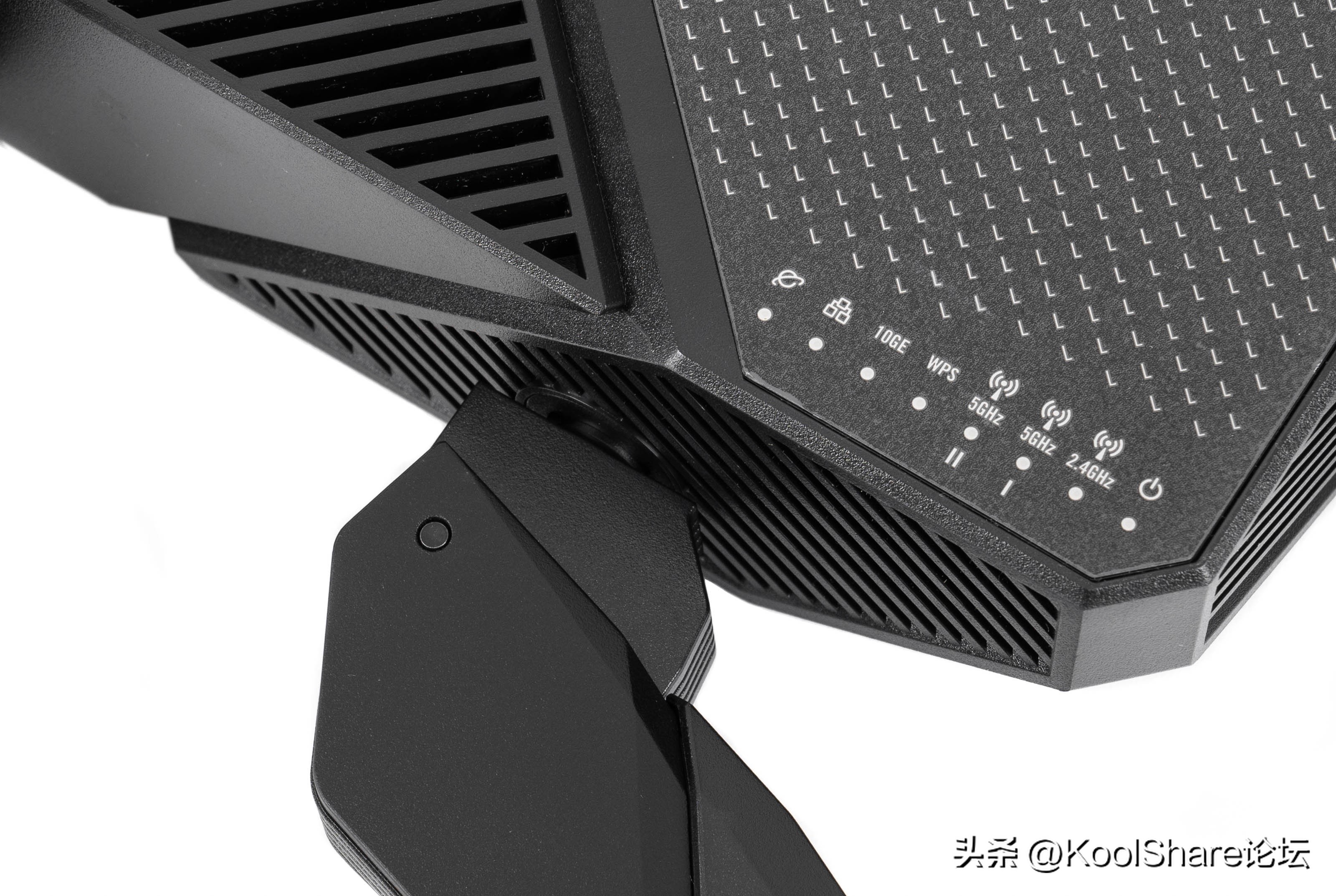 rog新款路由器2022,rog上代旗舰主机评测