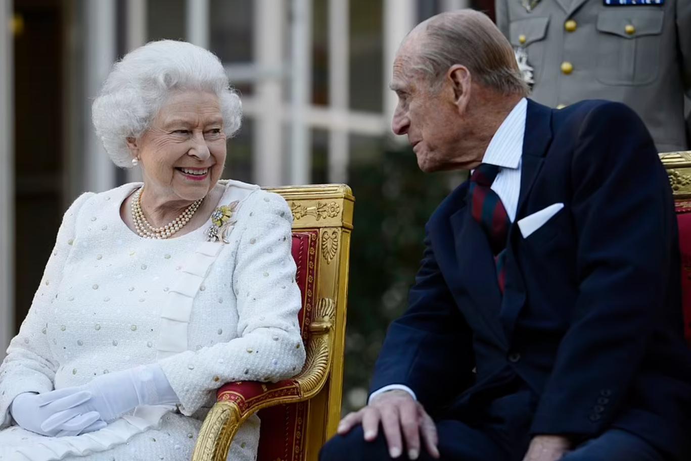 英国女王的婚姻历程,英国女王的爱情文案