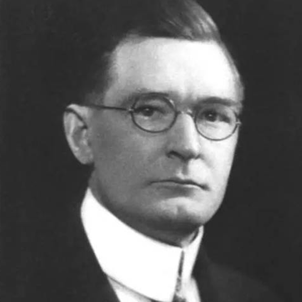 了解股价涨跌的操作手法,了解股市规则和熟悉炒股软件