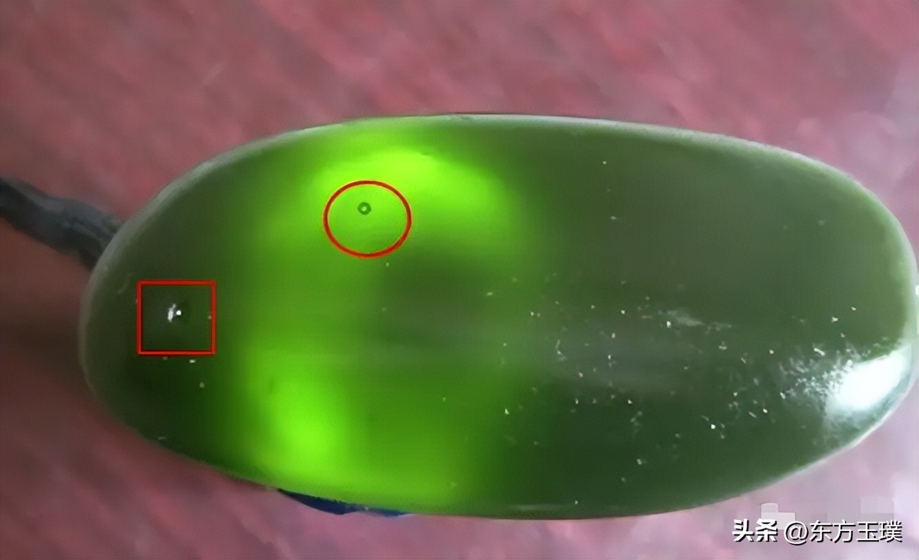 怎样辨别翡翠玉的真假和好坏,用灯照玉怎么鉴别真假
