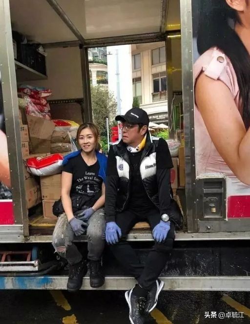 最美搬运工女孩现状,最美搬运工真实生活