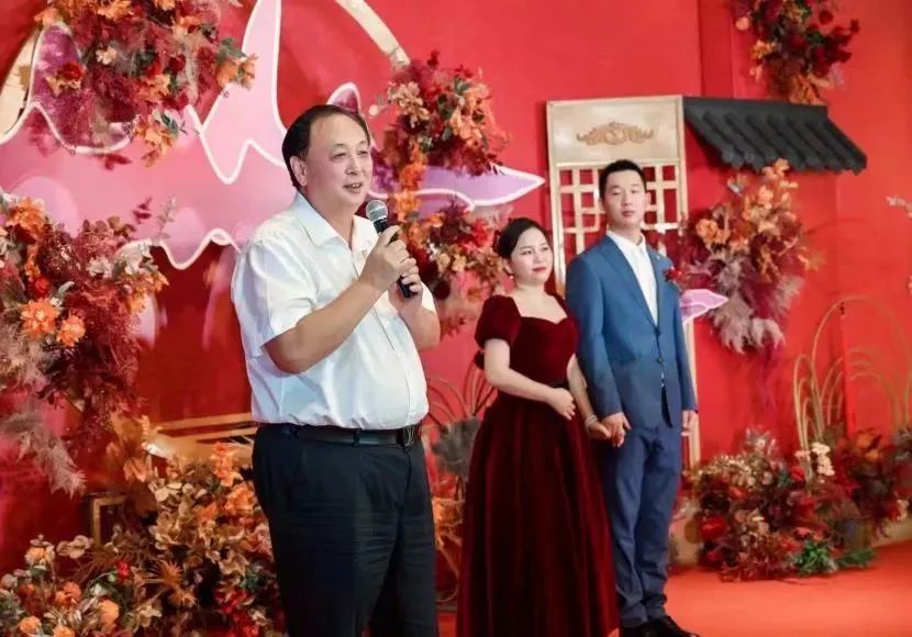 致三十周岁的宝贝儿子李淑华（江苏）《浪子情怀》诗歌集