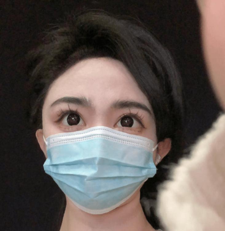 劣迹网红Fab改名复出招助理，网友：好家伙，牛都不敢这么用