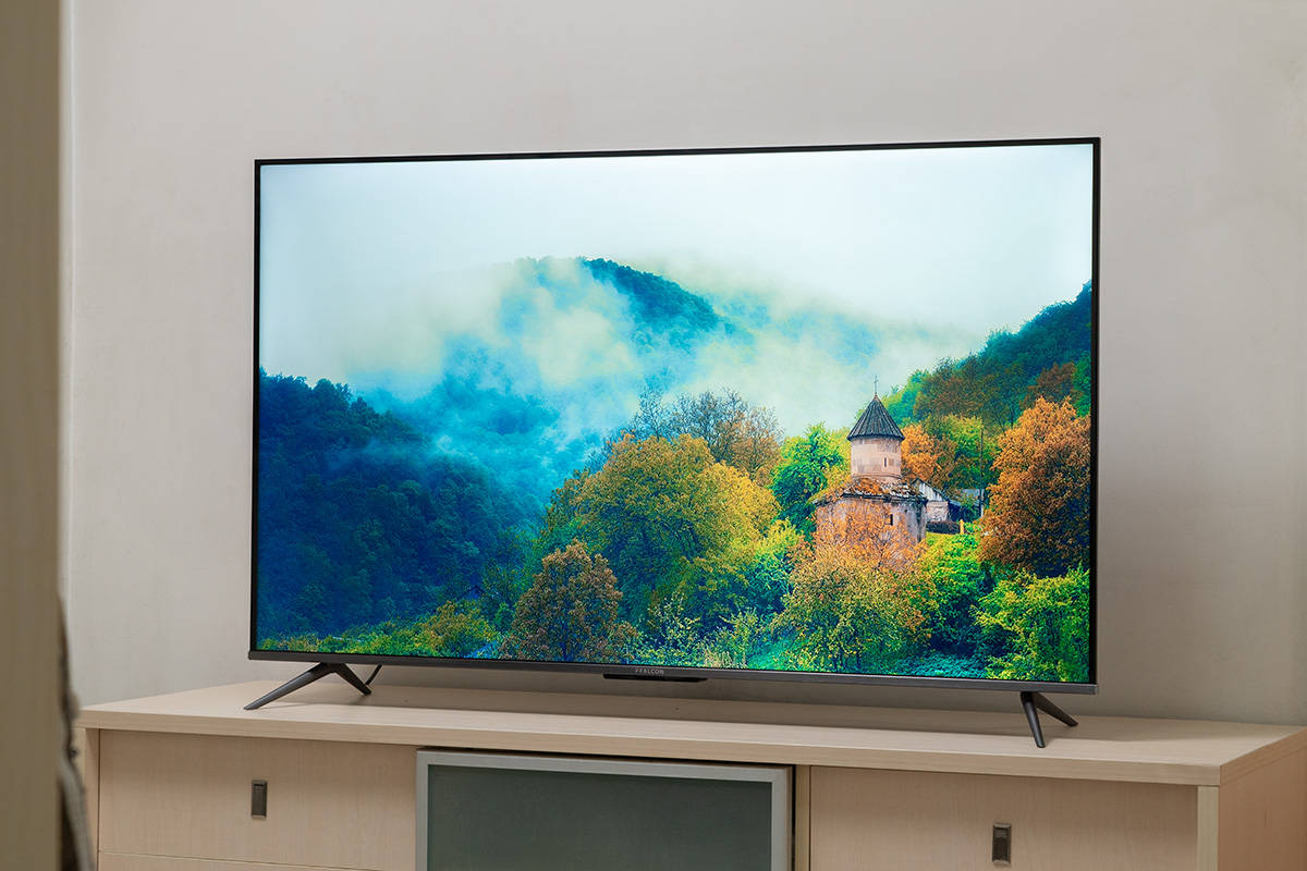 雷鸟鹏655寸4K游戏电视评测,雷鸟55寸曲面电视测评