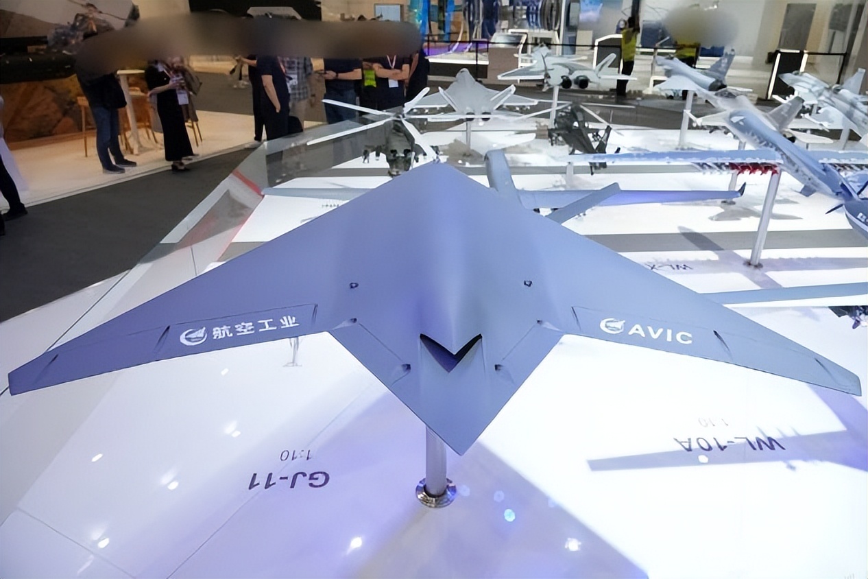 歼20首次赴巴黎参展高达图片,歼20在巴黎航展亮相实拍