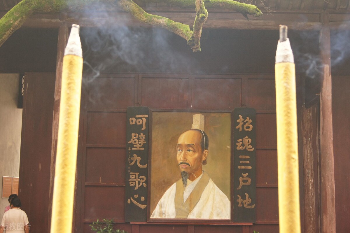 我愿我的头脑构造一如你在最恰当时候长满晶莹的甜梦