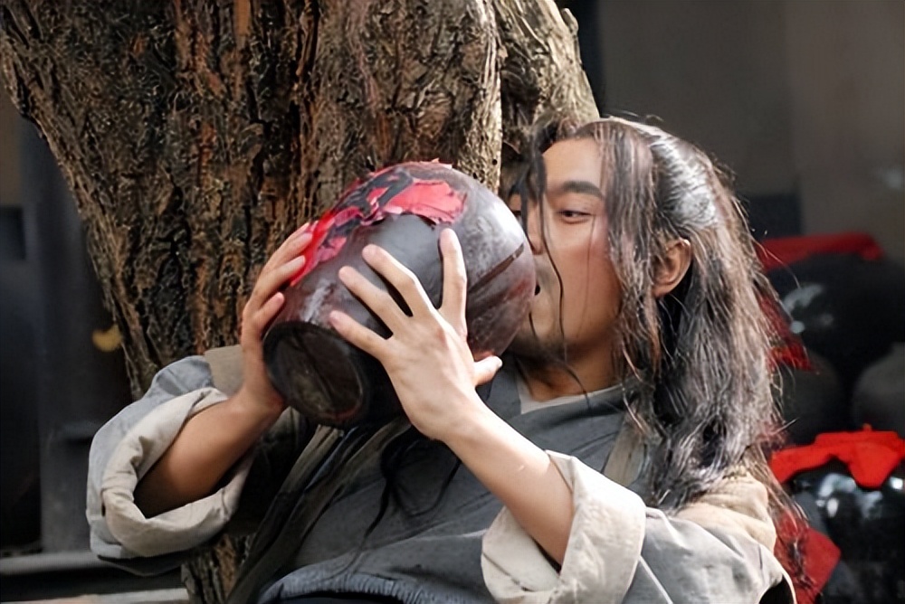 水浒传鲁智深为什么称酒,水浒一角酒相当于现在什么酒