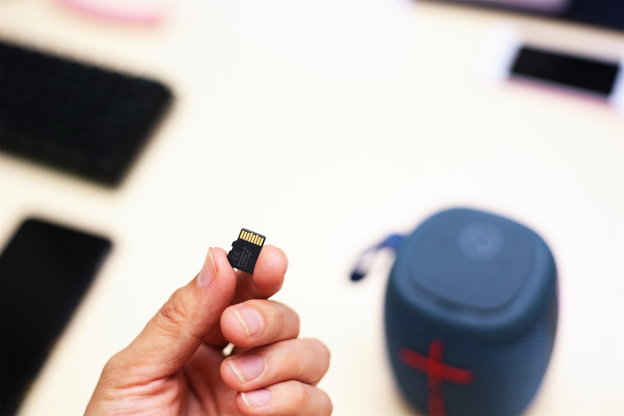 适合户外露营的音箱怎么选?炫彩灯光音箱Sanag塞那V12SPRO开箱