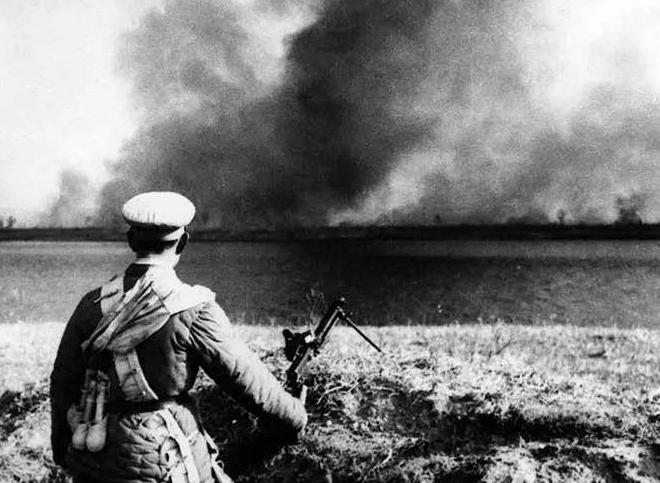 从“九一八”到抗美援朝，两支命运截然不同的“东北边防军”