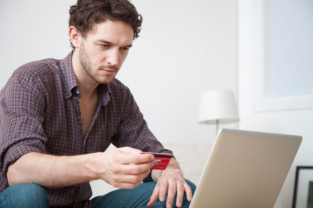 男人生理毛发变白什么情况,男毛发变白是什么原因