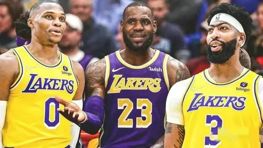 欧文本赛季单核带队,本赛季欧文精彩十佳球