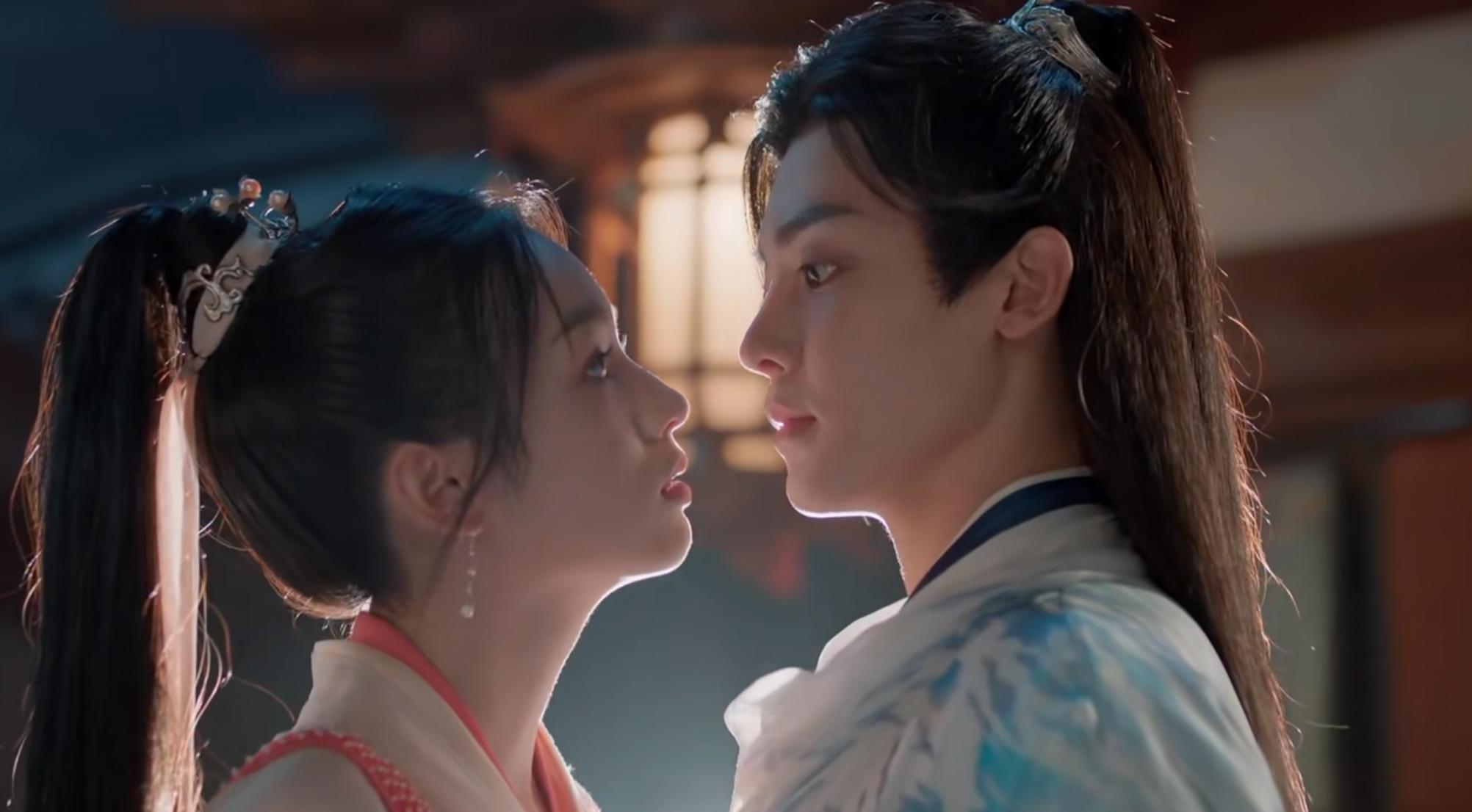 少年白马醉春风侯明昊出圈,侯明昊周也护心直播回放