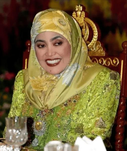 32岁文莱公主下嫁平民,文莱公主下嫁平民