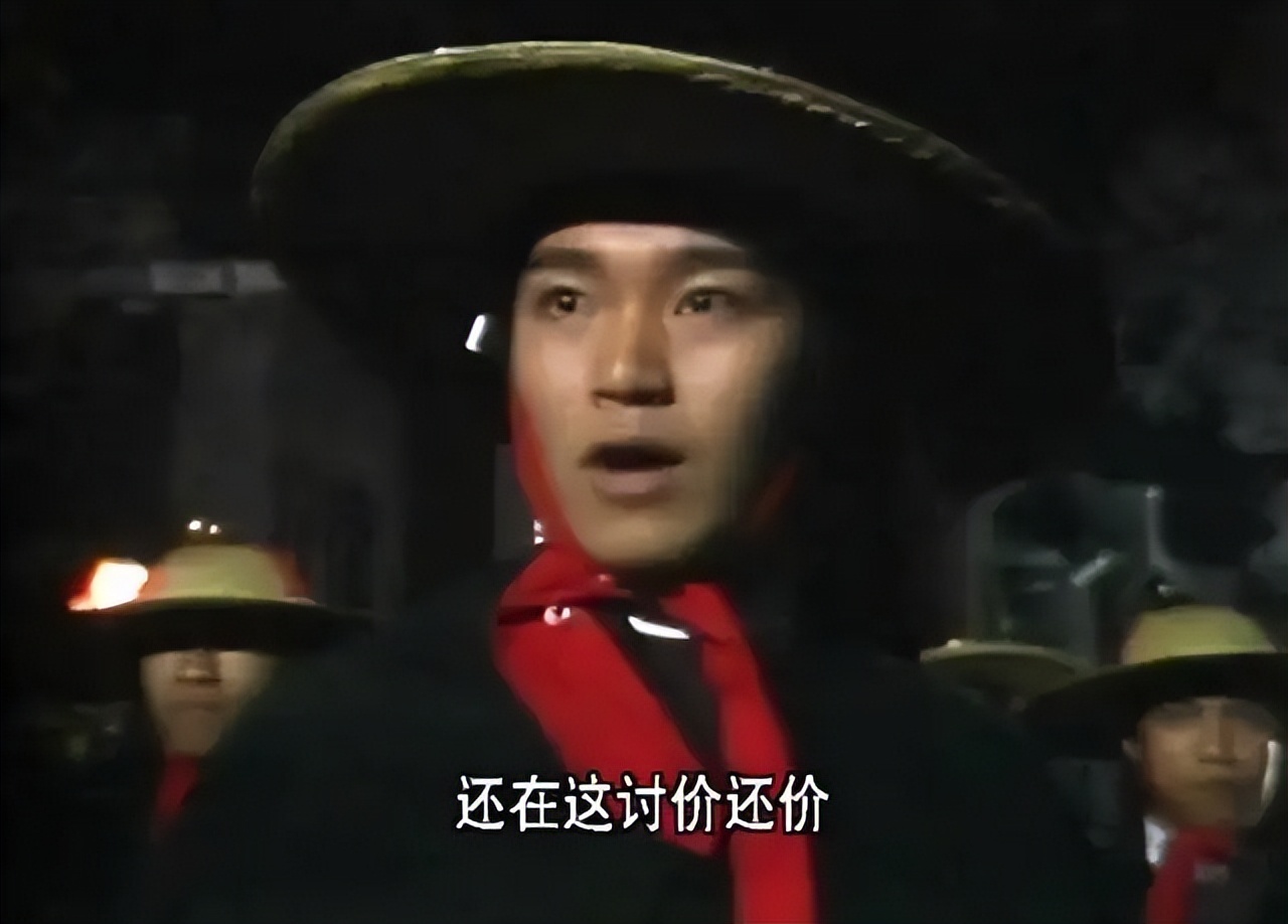 周星驰擦眼泪的细节,解读周星驰的审死官