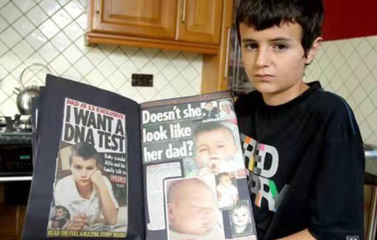 英国13岁男孩当爸现在怎么样,13岁当爹的英国少年近况