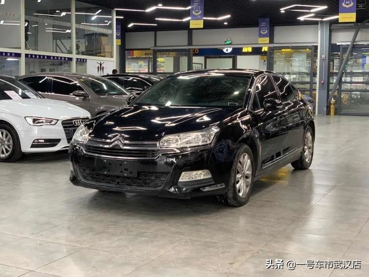 几万块的二手车推荐哪款车好开,二手10万内最建议买的车排行榜