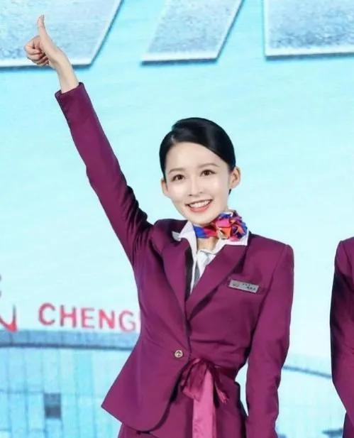 最具美人脸的十位女星,蒜头鼻小眼睛方脸却很漂亮的女星