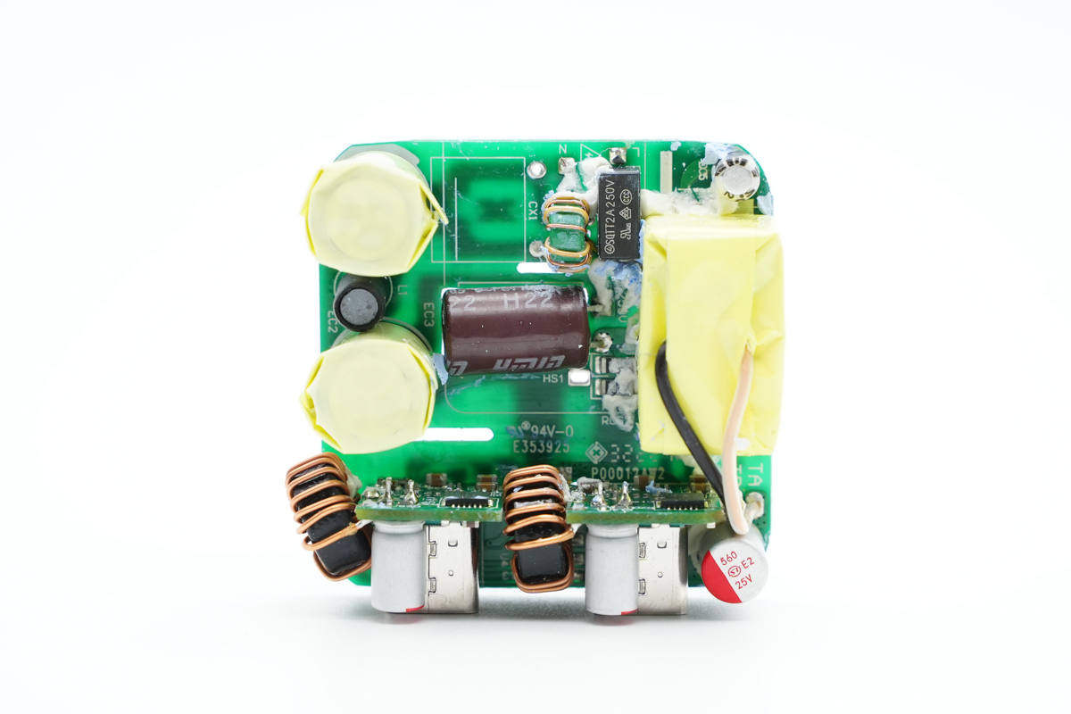 aohi奥海30w氮化镓充电器拆解,倍思氮化镓三代65w充电器拆解视频