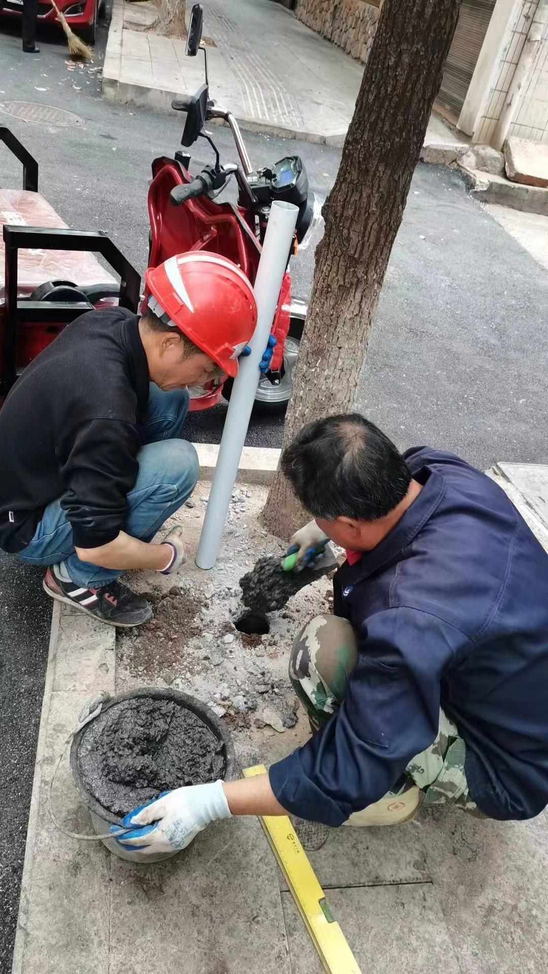 一种无线低位视频桩施工安装方法