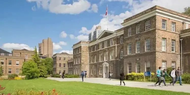 英国高中留学公费怎么申请,英国留学金计划申请