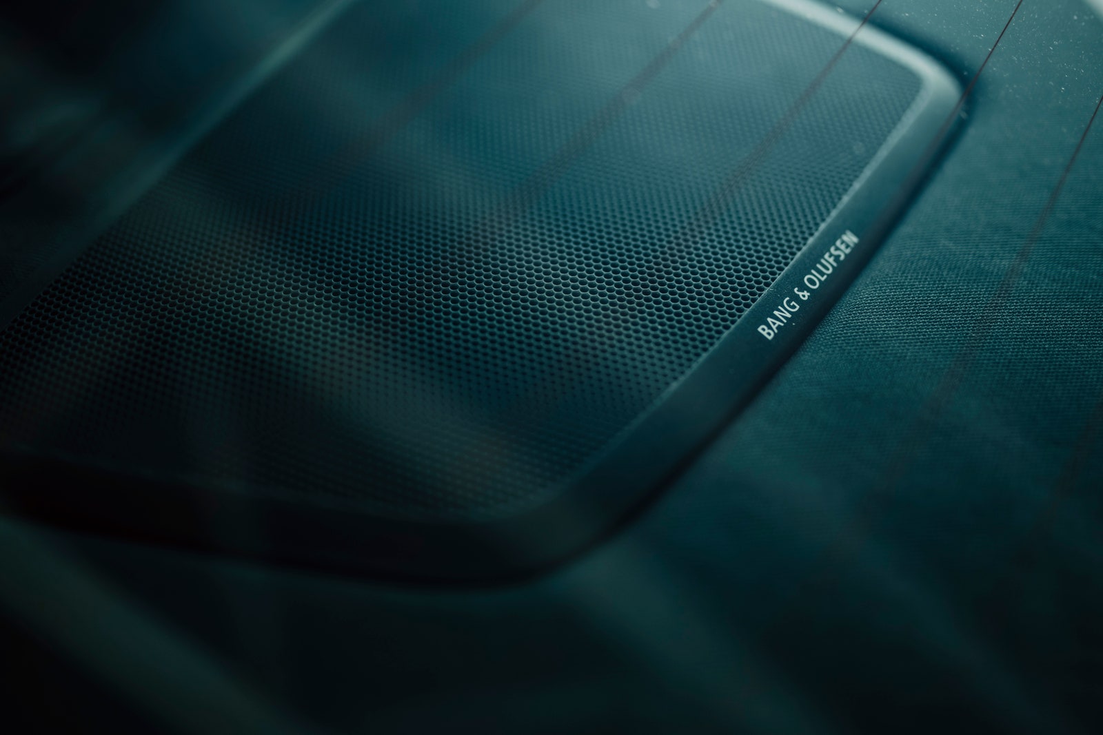 搭载5缸发动机全新奥迪rs3,哪一年的奥迪rs3性能最好