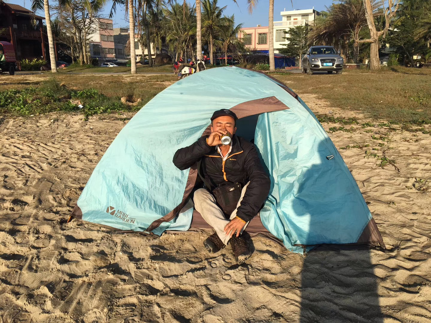 旅行五年没工作躺赚千万,旅行5年