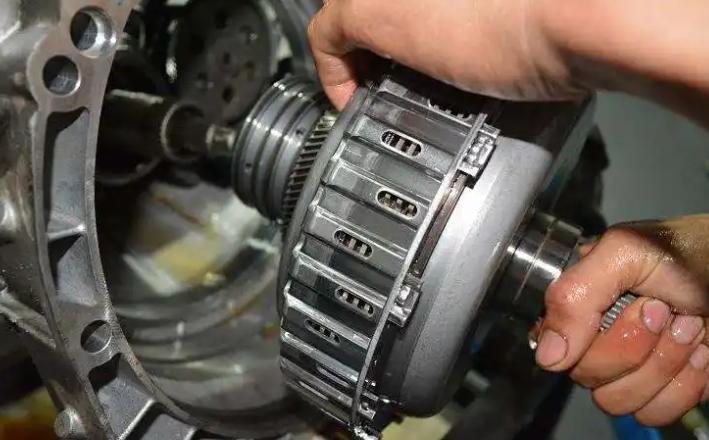 为什么bba入门都推荐a3,奔驰a级双离合变速箱靠谱吗