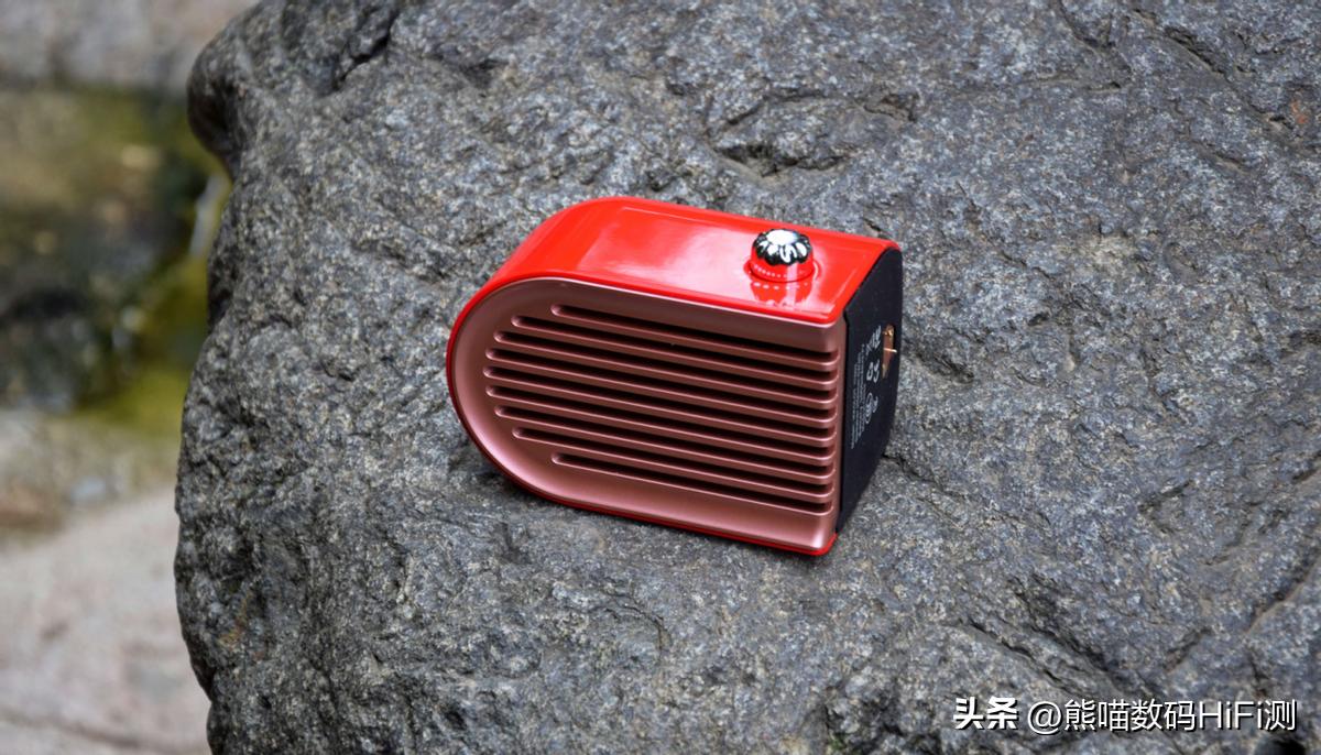 随身便携式户外蓝牙音响,户外旅行听歌设备