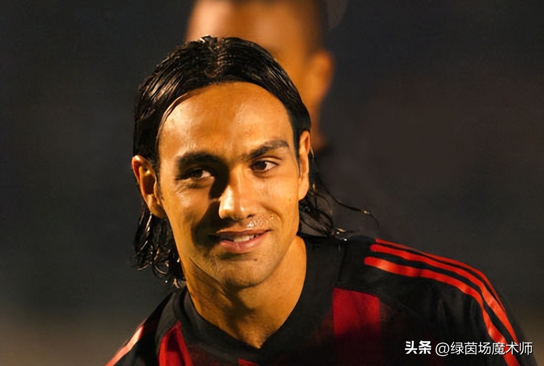 世界足坛绰号top10,足坛十大经典球星绰号下集