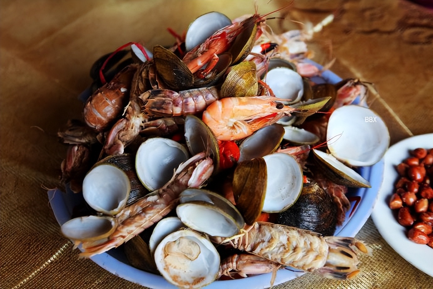 越南下龙，我在船上买海鲜