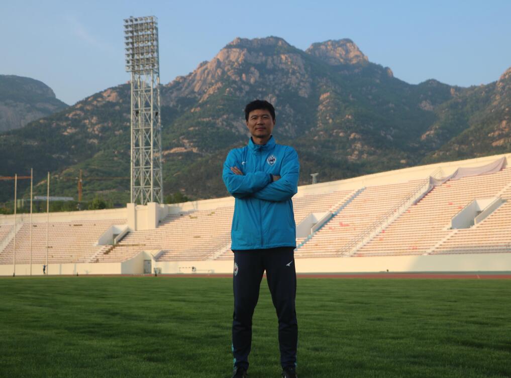 19年等待与传承！*安泰**足球迎来历史性一刻，刘金东期待主场首秀