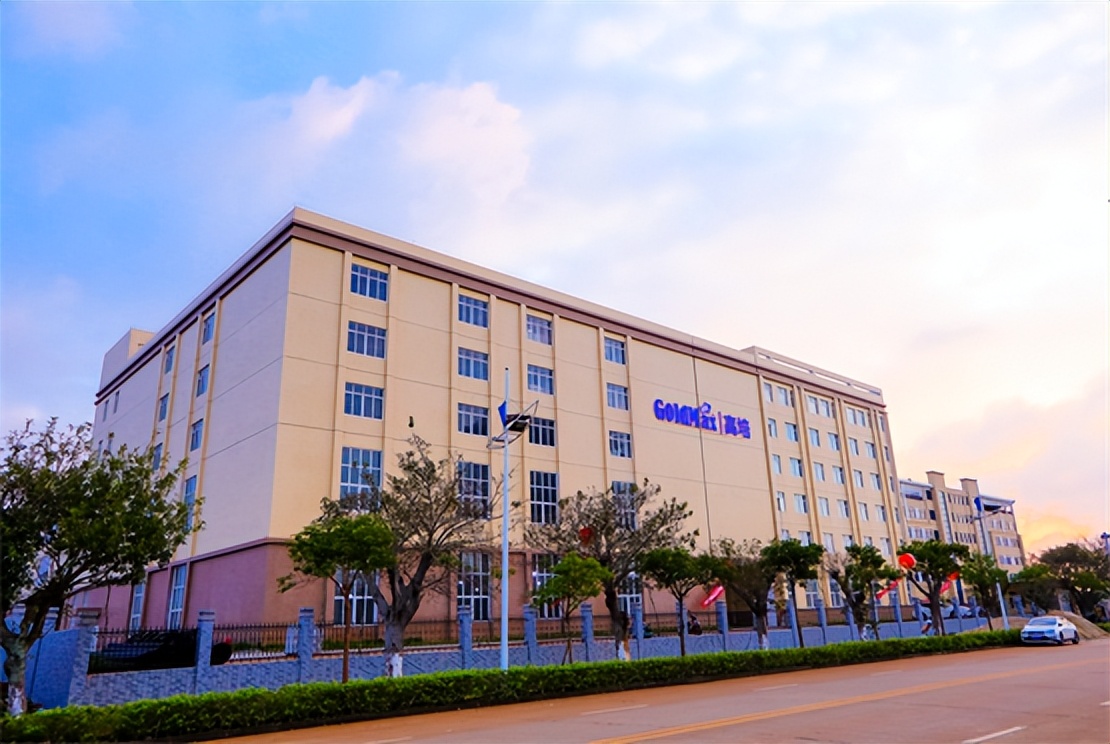 三亚免税店高培臻爱奶粉价格,免税店网红奶粉