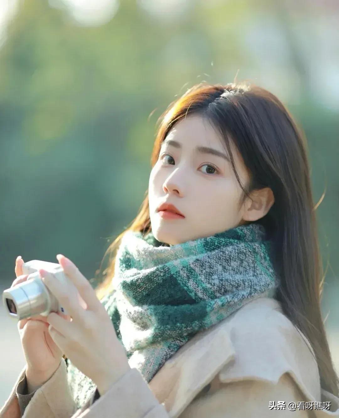 好看又舍不得换的美女壁纸图文,天生丽质美女壁纸