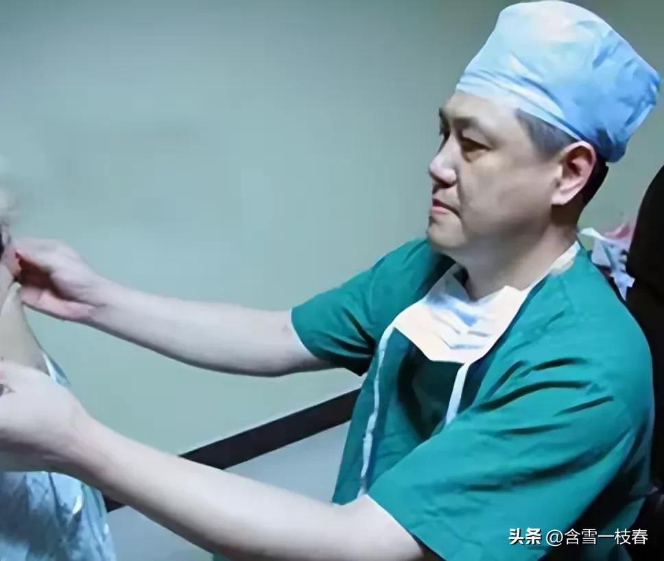 18年过去了，我国首例公开女变男的易性人耿子，现在怎么样了？