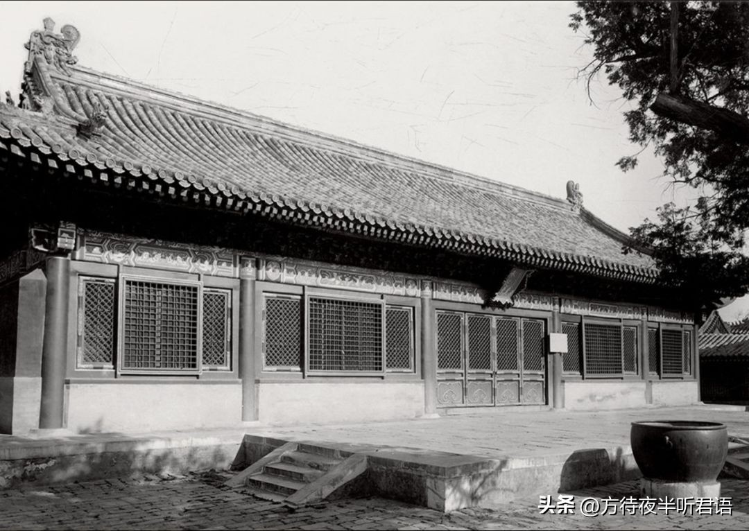 老照片90年代的故宫 (故宫老照片光影百年)