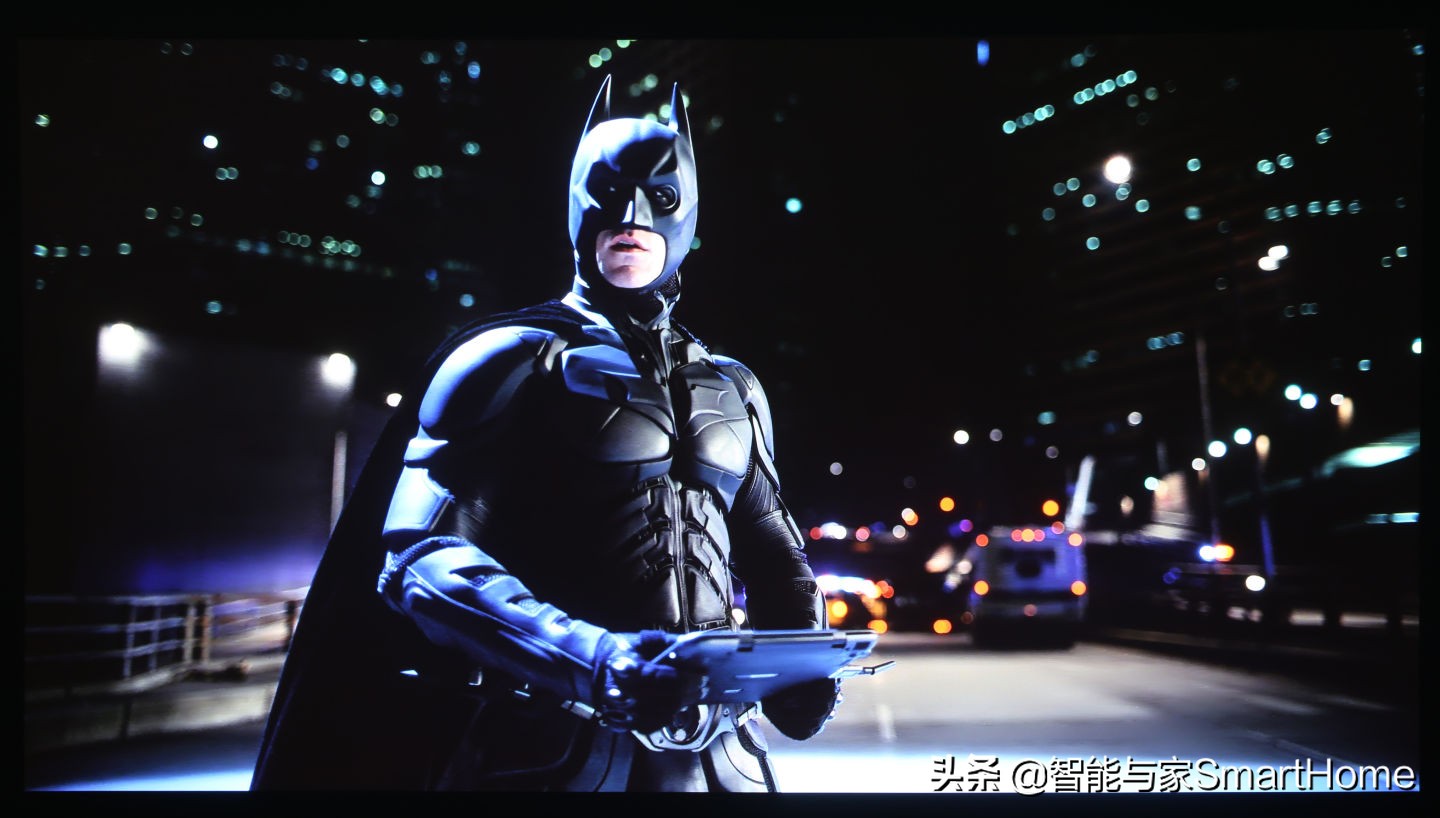 凭实力说话体验索尼VPL-VW898家庭影院投影机