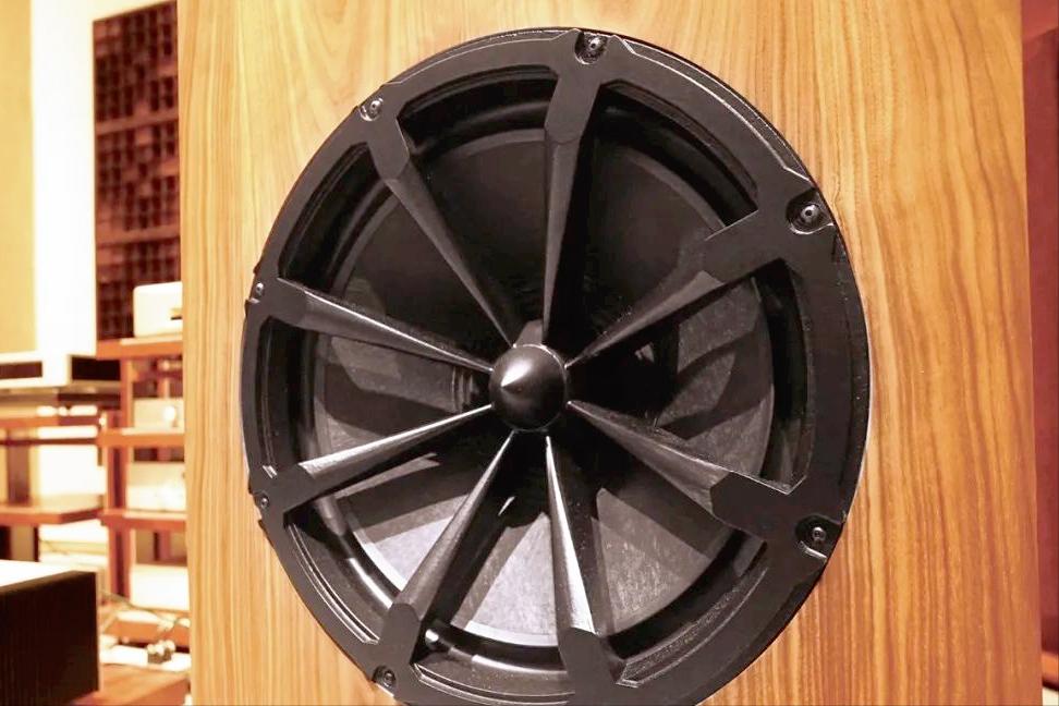 璐垫兜钀藉湴闊崇,璐垫兜