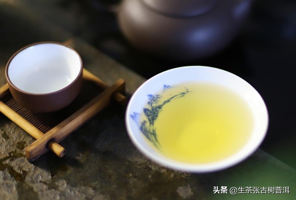 普洱茶闻起来有烟香,普洱茶闻起来有柠檬味道