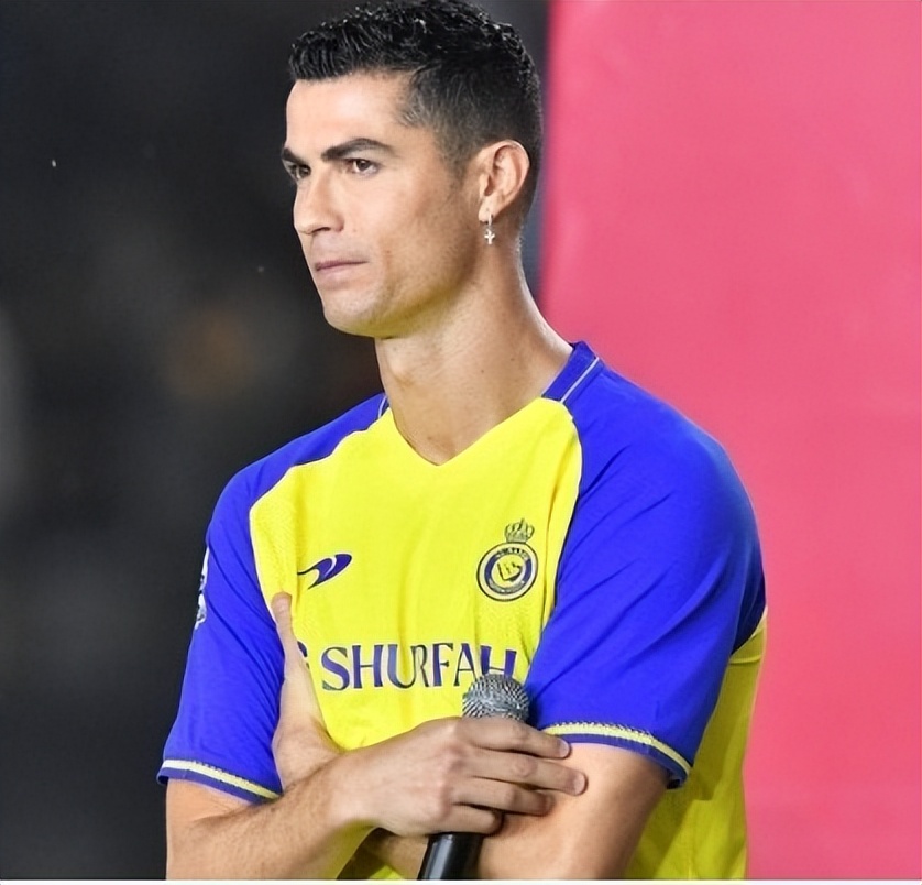 c罗迎国家队200场里程碑图片,c罗迎回归首秀