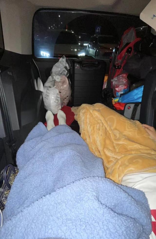 春节来三亚,他们后悔了:除夕在堵车中度过,菜市场买海鲜被要430元加工费