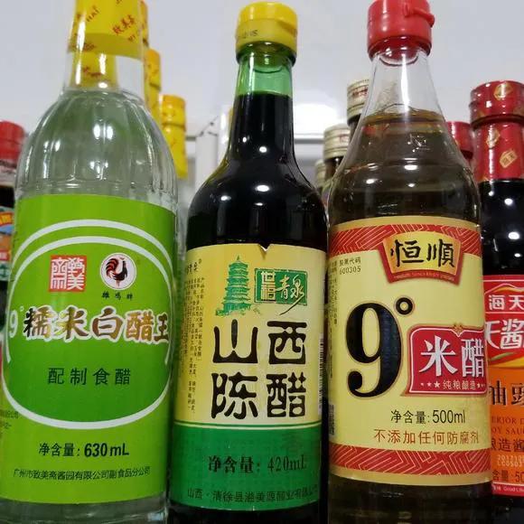 炒菜怎么知道放多少盐才合适,炒菜盐放得多对身体有什么害处