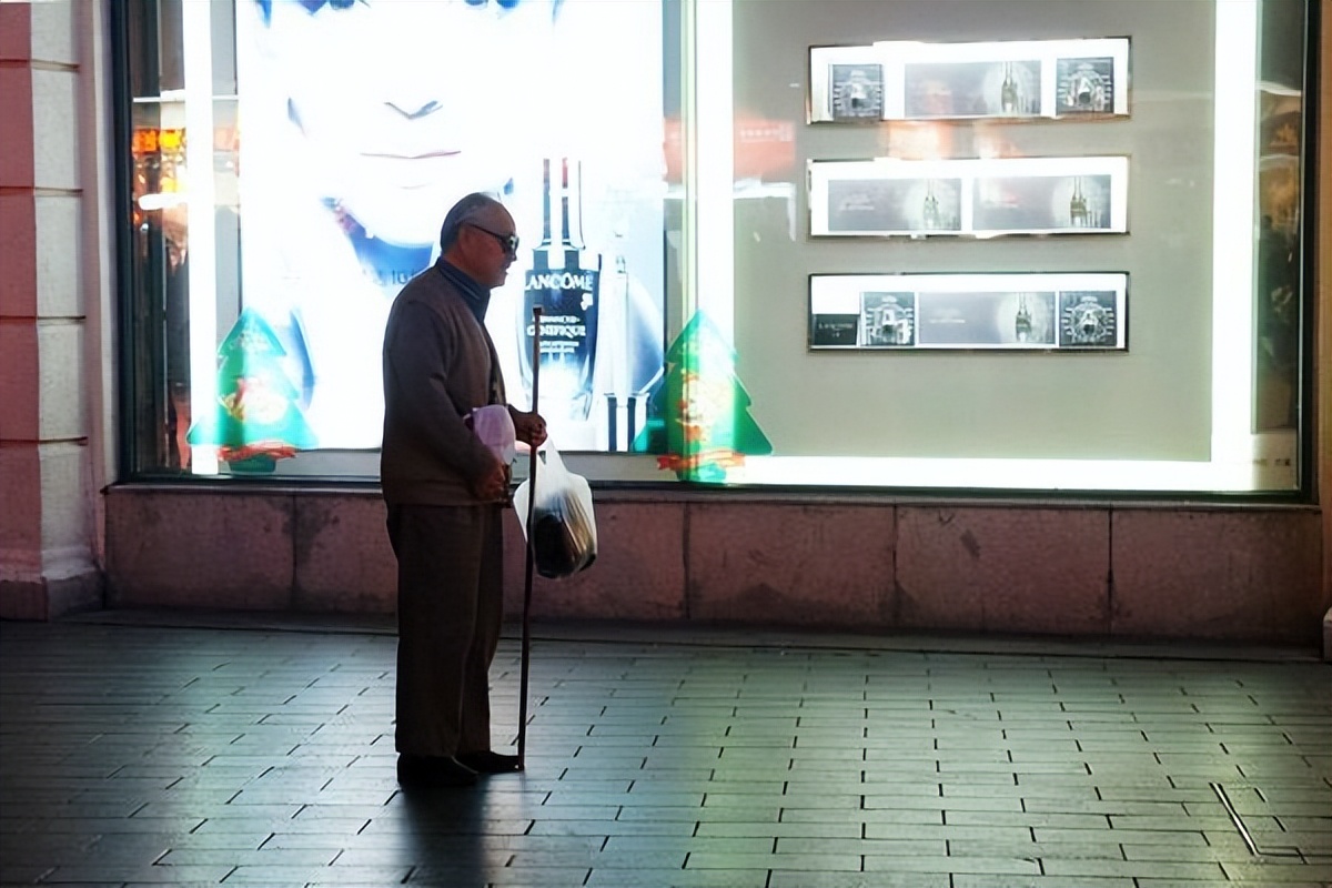 广西南宁盲人街头按摩,南宁盲人按摩街头